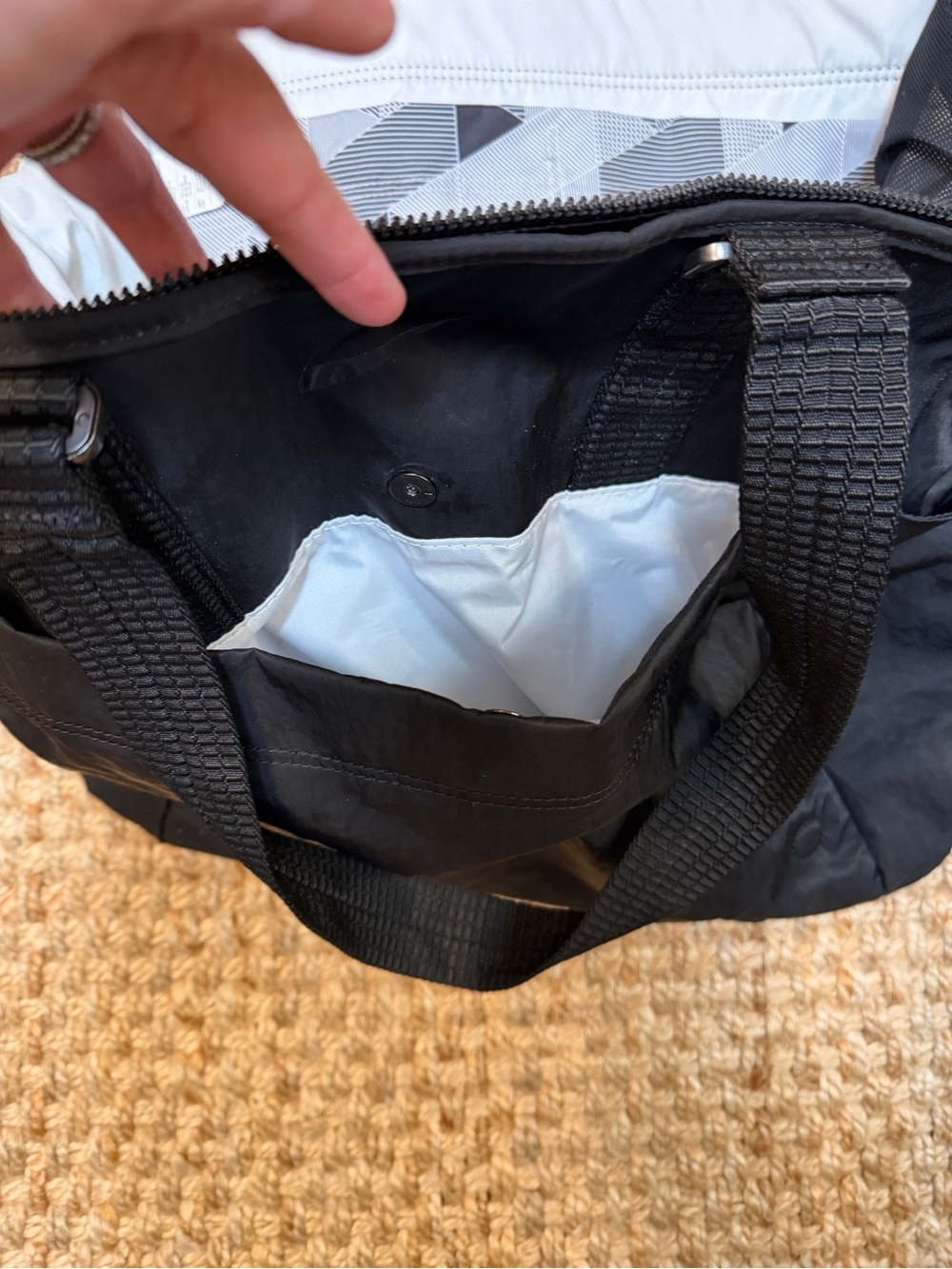 Nike × Serena Williams Duffel Bag - Picture 5 of 9